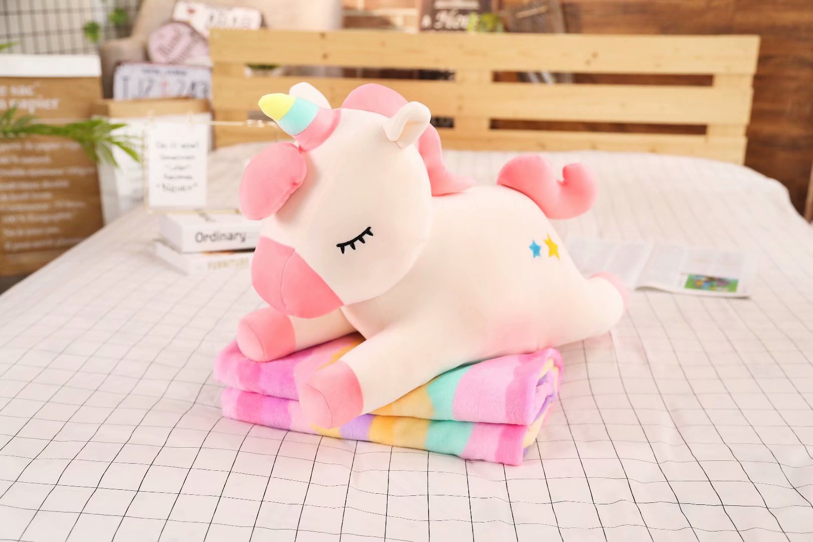 Gối mền gấu bông kỳ lân dài 60cm