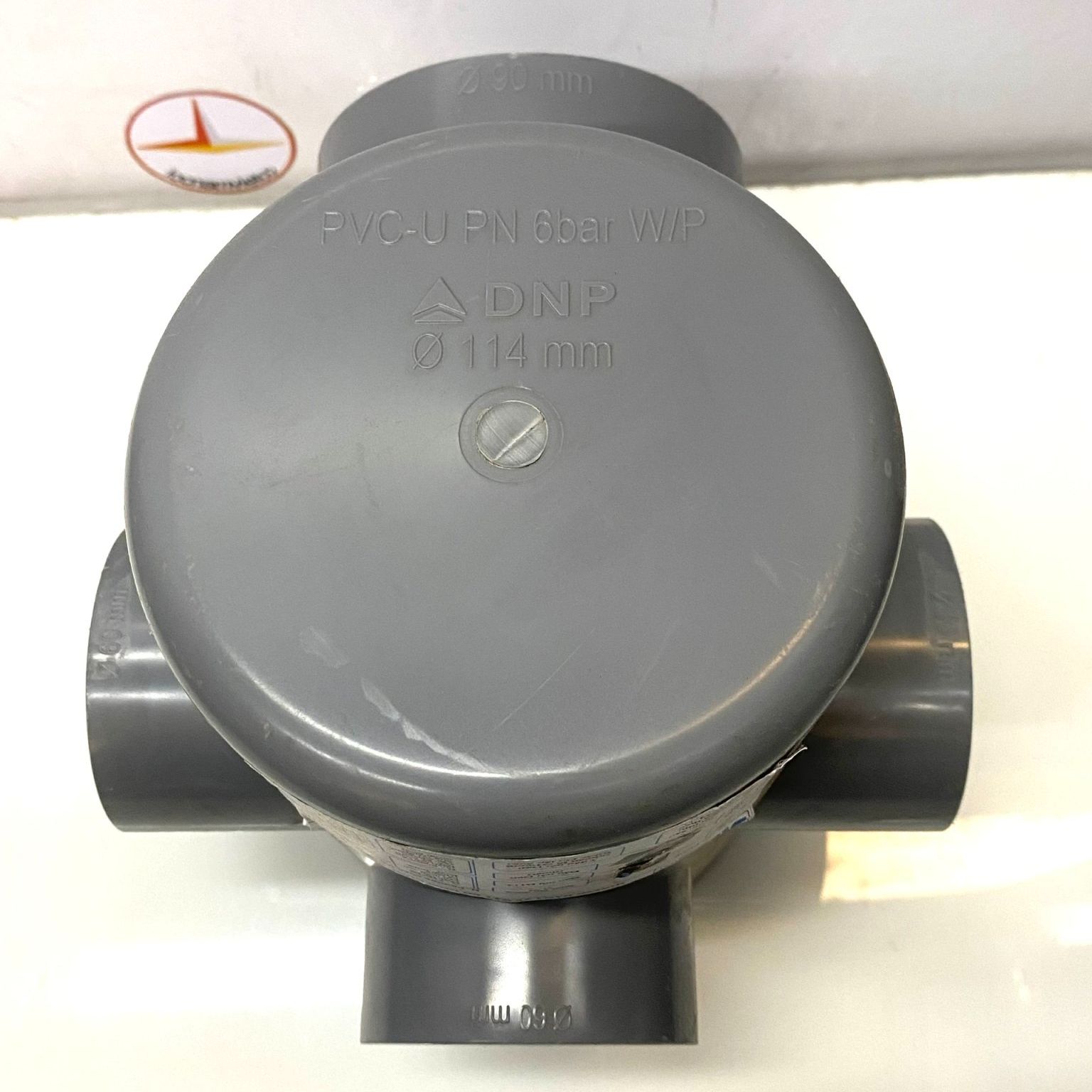 Gom nước thoát sàn nhựa pvc  114-90-60-60-60