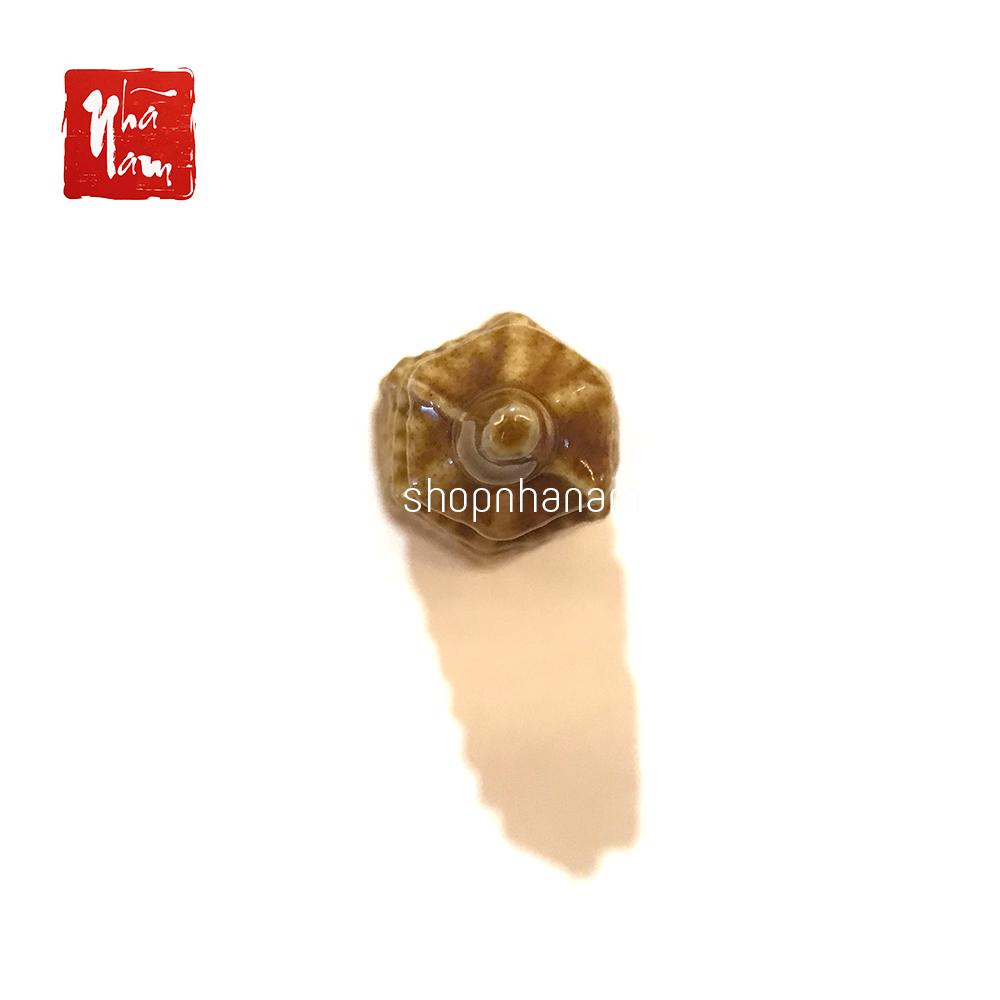 Tháp chùa vàng phụ kiện thác nước phong thủy