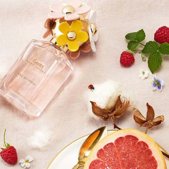 Nước hoa Daisy Eau so fresh [travel size] dạng xịt nhỏ gọn