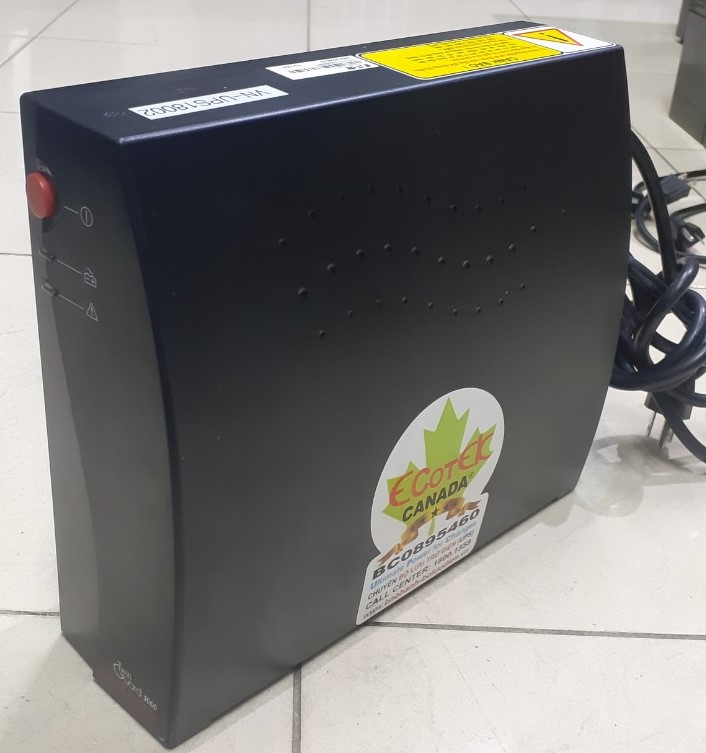 [HCM]TG1000 - Bộ lưu điện (UPS) SANTAK 1000VA/600W (bao gồm ắc quy - BH: 12 tháng)