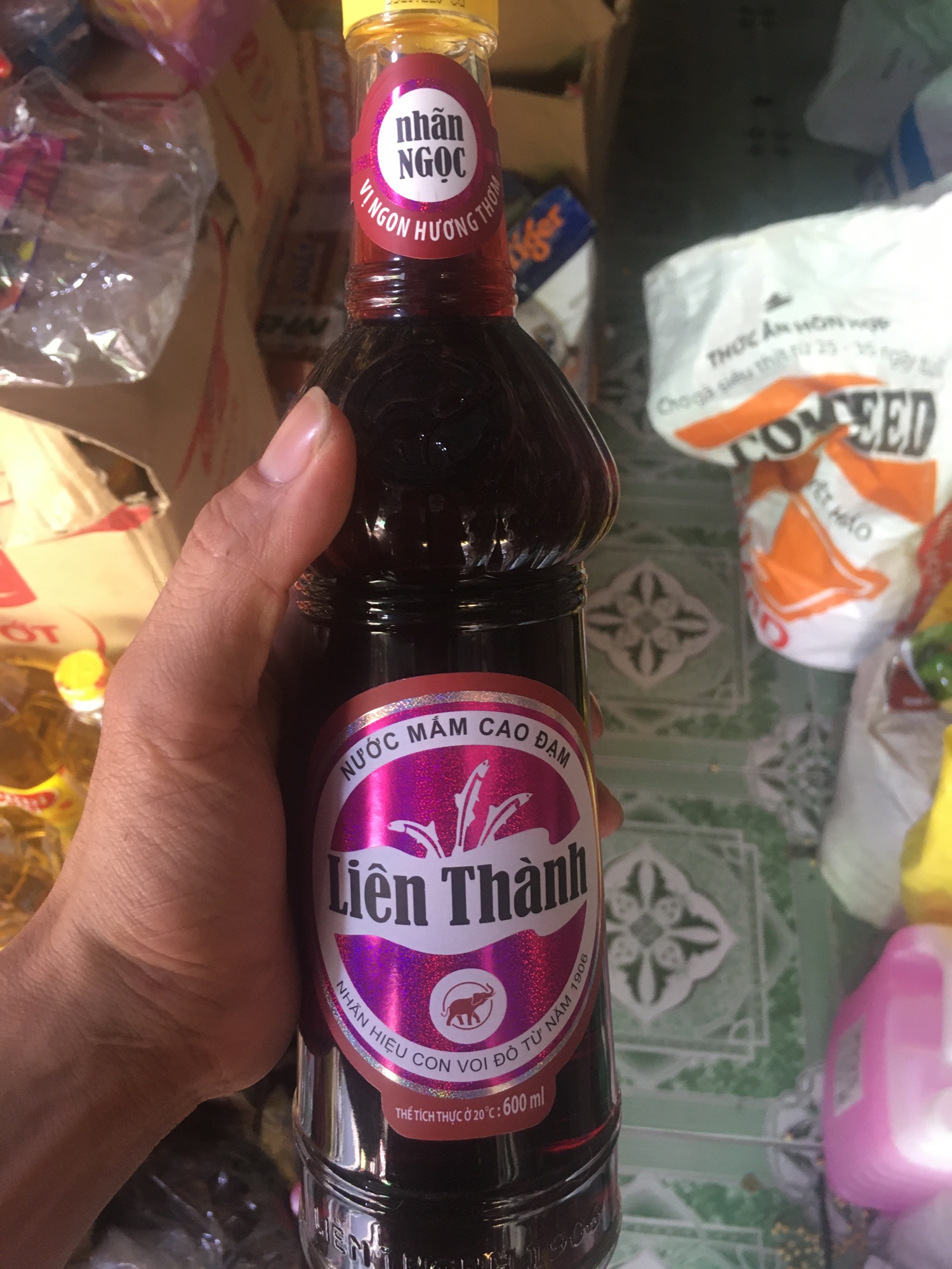 Nước mắm Liên Thành Nhãn Ngọc 600ml