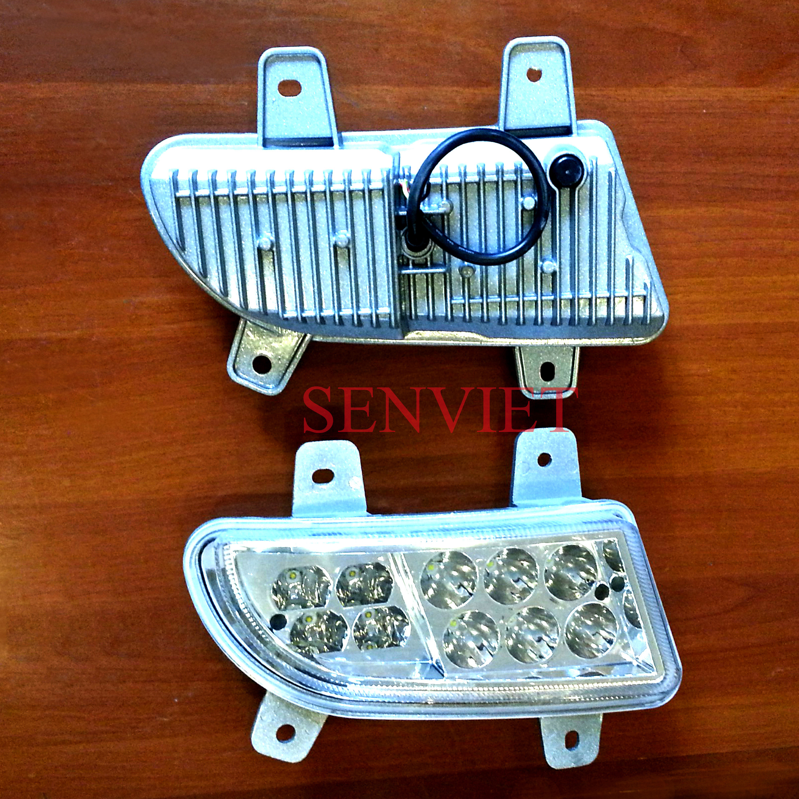 Bộ Đèn Gầm LED Howo 336 371 (1 Đôi) (Đèn Sương Mù) [Chuyên Dành Cho Xe Đi Đêm]
