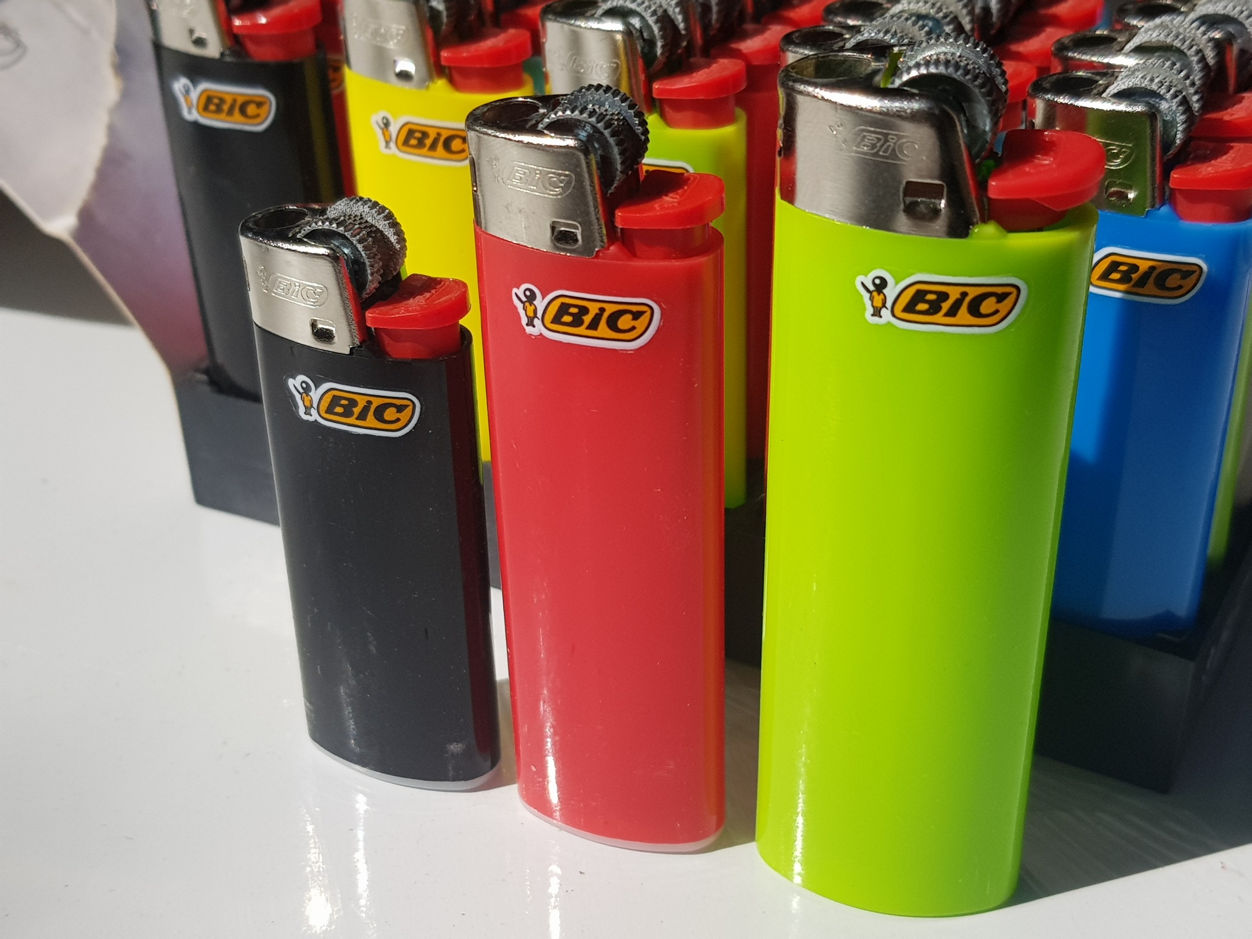 Bật lửa Bic J5, Quẹt cơ đá Bic J5 mini/ Giá bán 1 chiếc