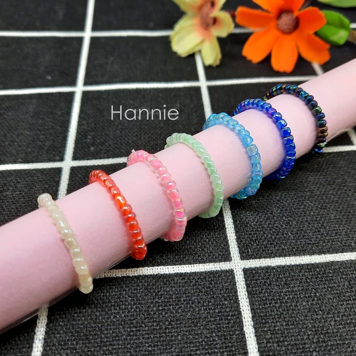 Nhẫn nữ hạt cườm handmadeđơn giản (Đỏ/Trắng/Xanh lá/Xanh biển/Xanh tím/Peacock)