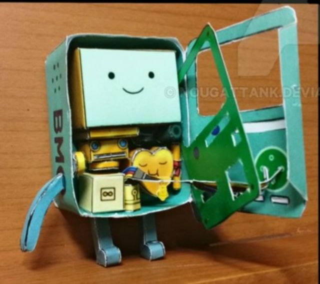 Mô hình giấy BMO chi tiết (Adventure time)