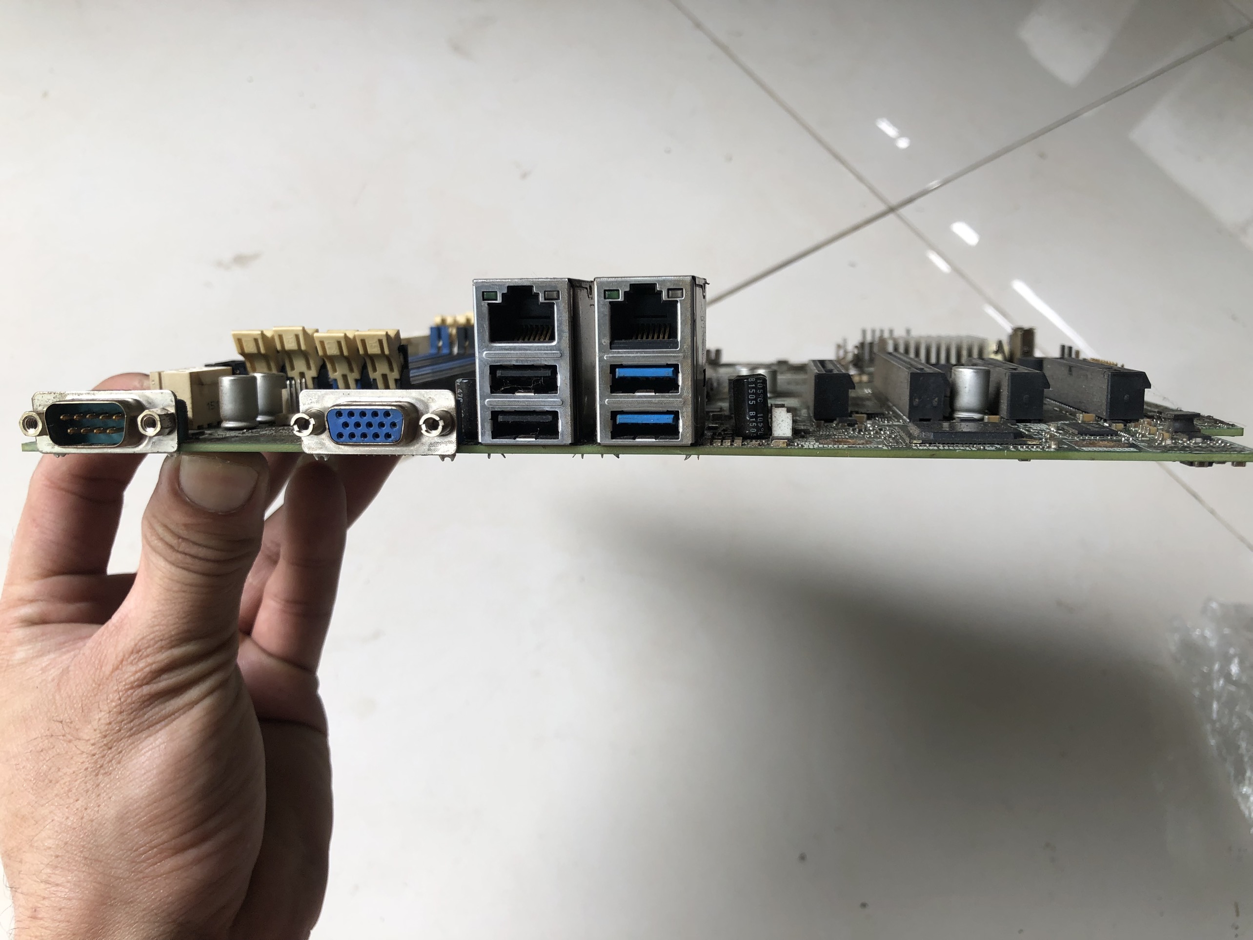 Mainboard Intel Server Board 1200V3RPS socket 1150