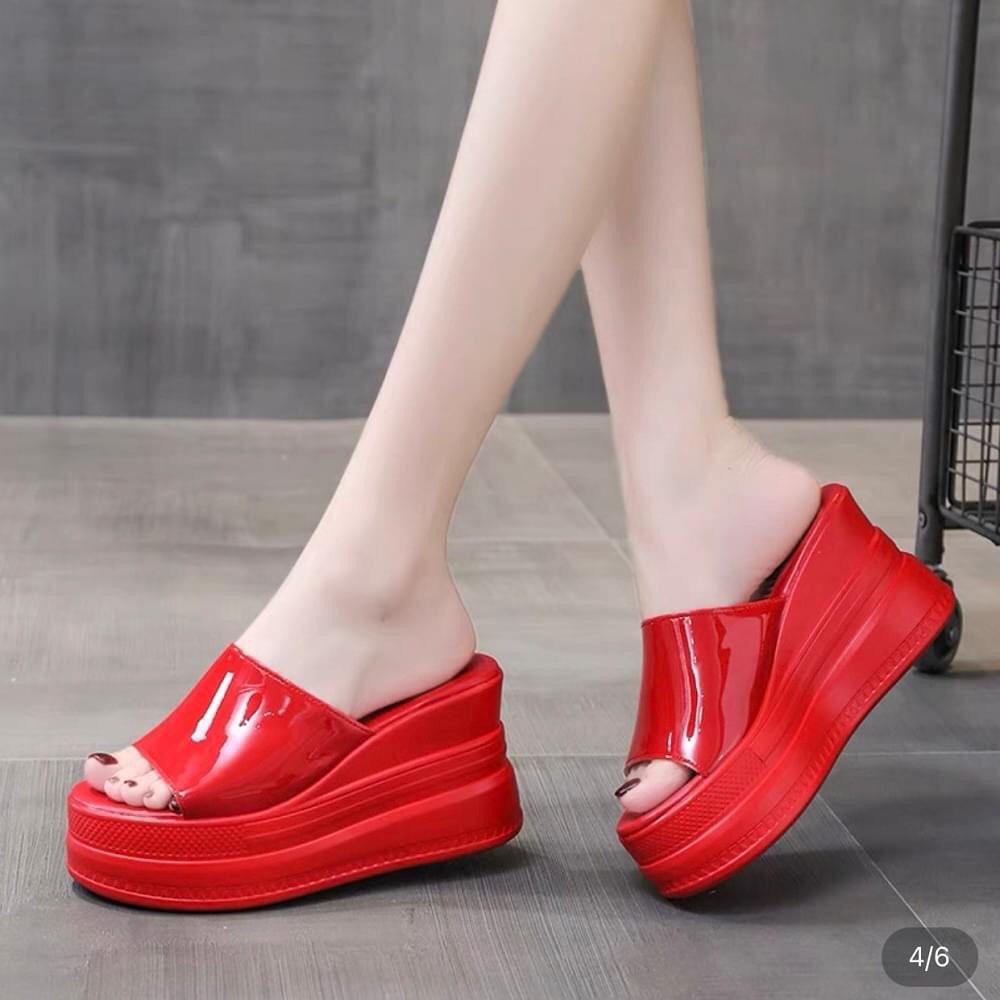 DÉP XUỒNG QUAI DA BÓNG 9P
