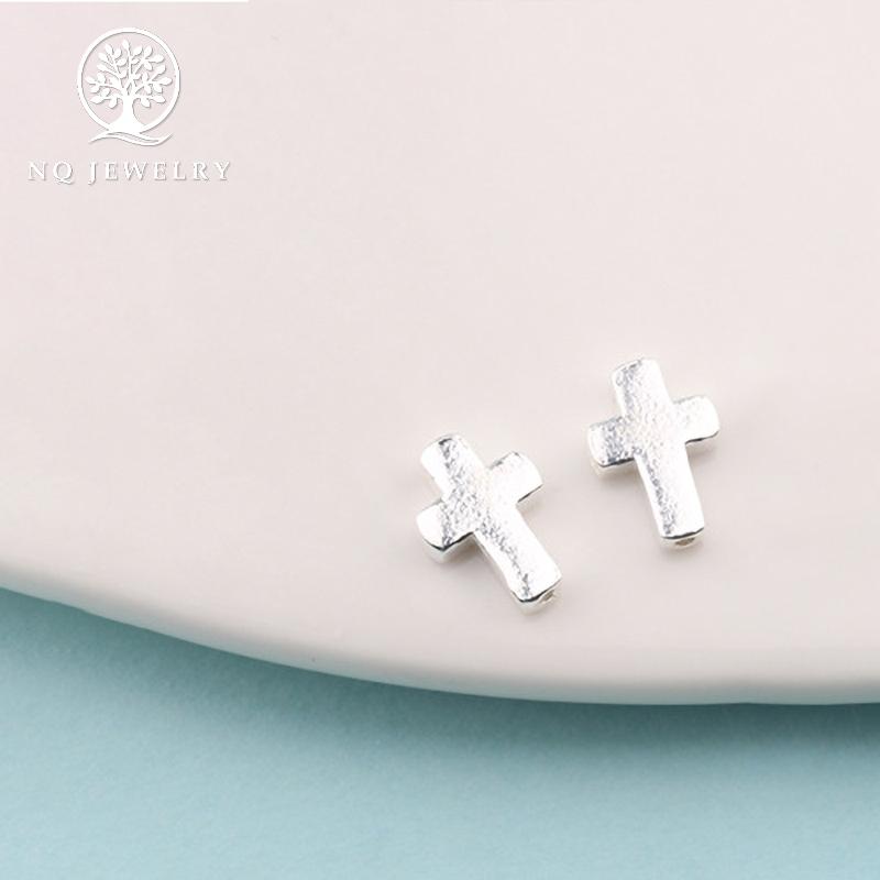 Charm bạc trắng hình thánh giá xỏ ngang - NQ Jewelry