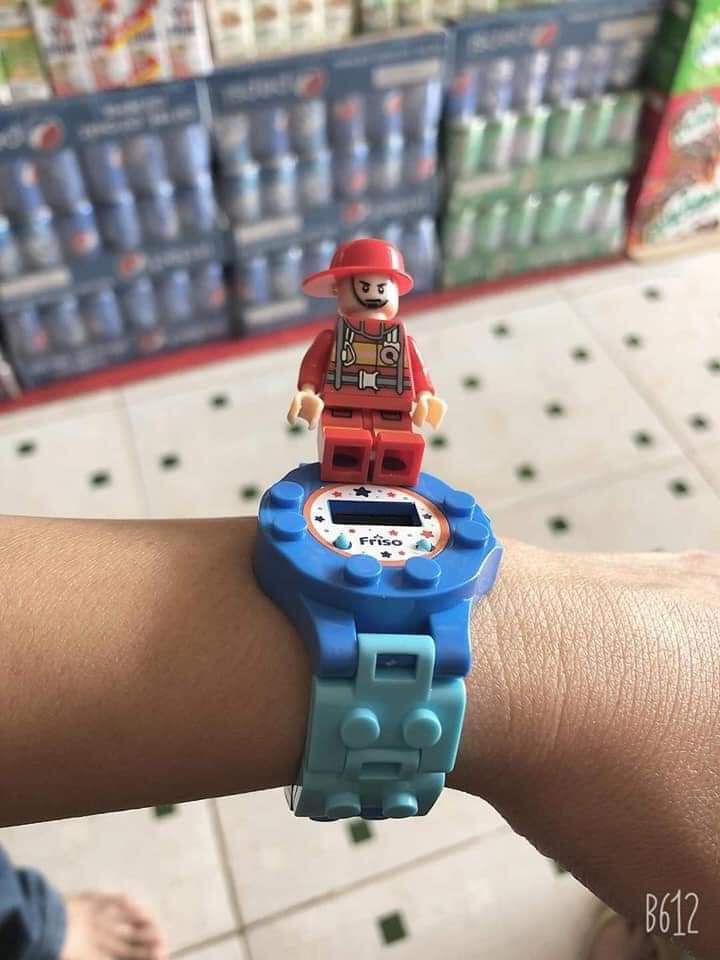 Đồng hồ lắp ráp. Hàng tặng từ sữa Friso!