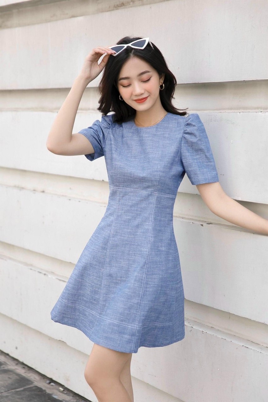 ĐẦM XÒE XANH VAI NHÚN