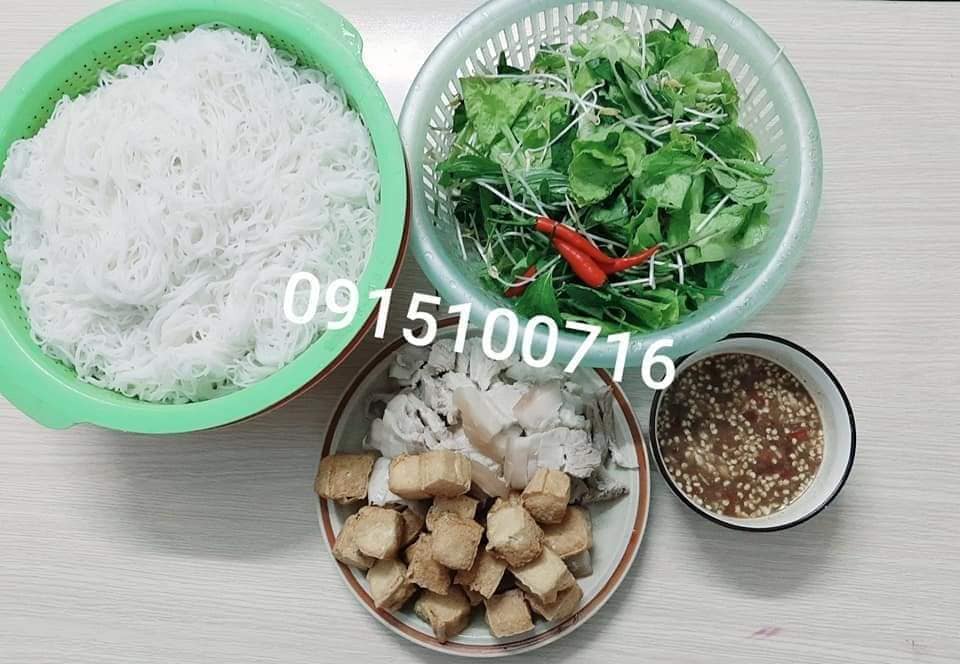 1CHAI MẮM NÊM 450ML+1HỦ MẮM MỰC 500GR