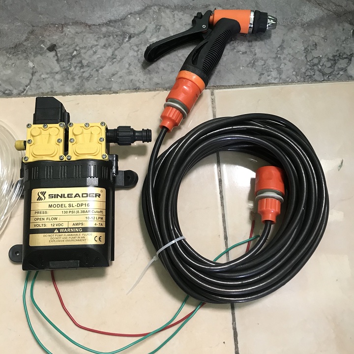 Bộ rửa xe 12v - máy rửa xe 12v mini bơm đôi siêu khỏe