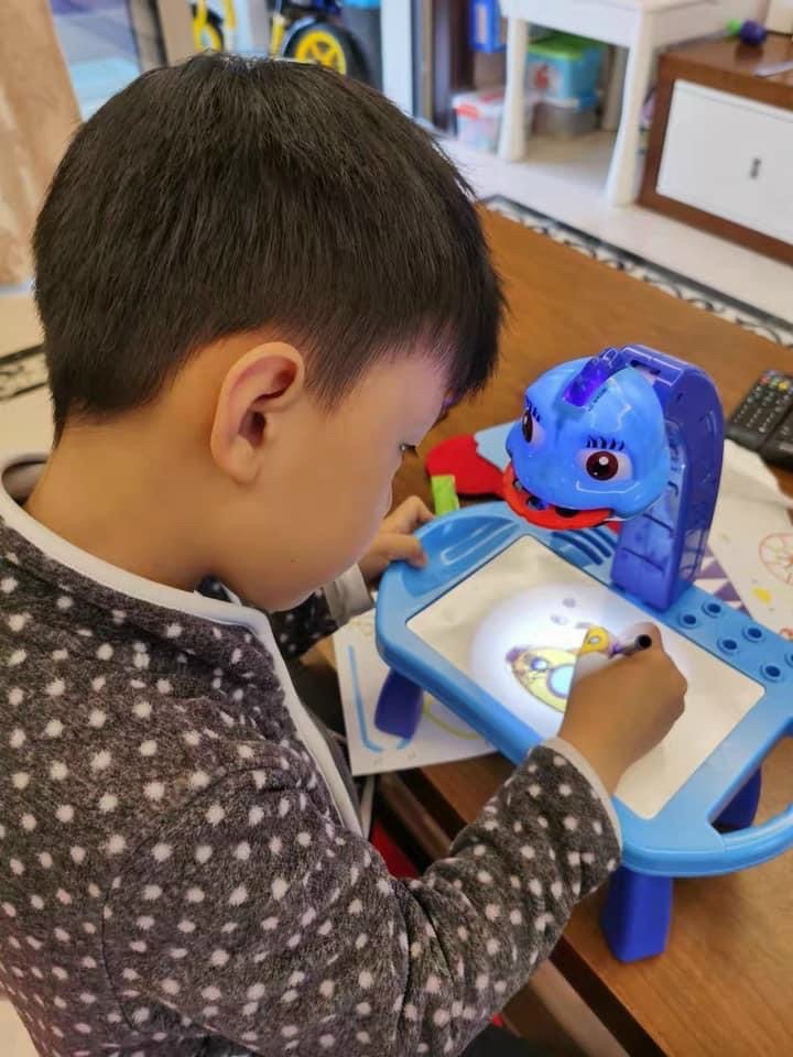 MÁY CHIẾU ĐA NĂNG,đồ chơi cho bé