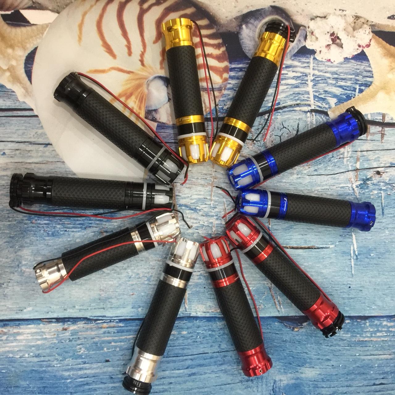 Tay nắm xe máy ,bao tay gù đèn led