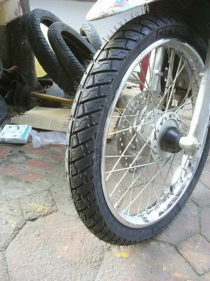Lốp/vỏ xe máy Michelin 60/90-17 City Pro (loại dùng săm - ruột)