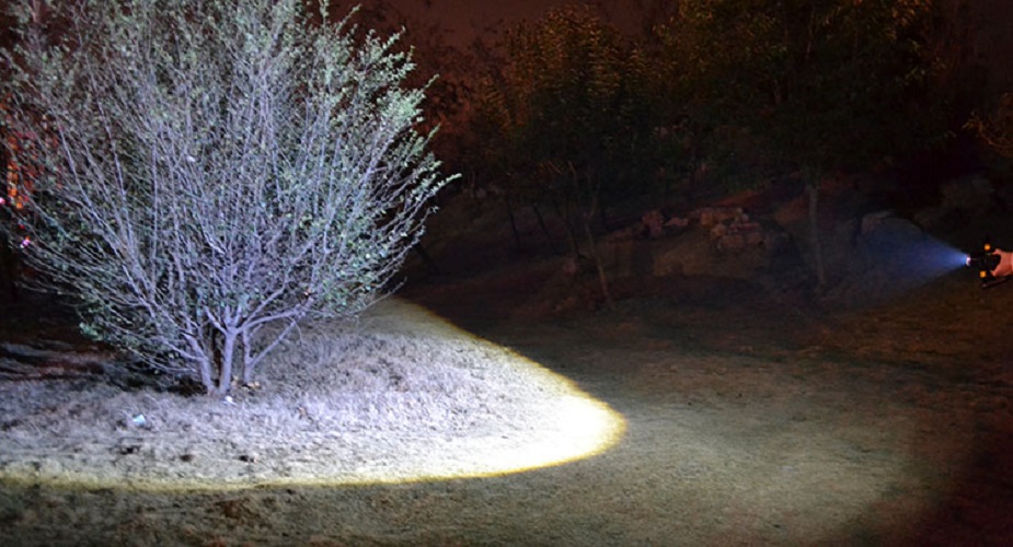 Đèn led siêu sáng sạc điện 30W W806