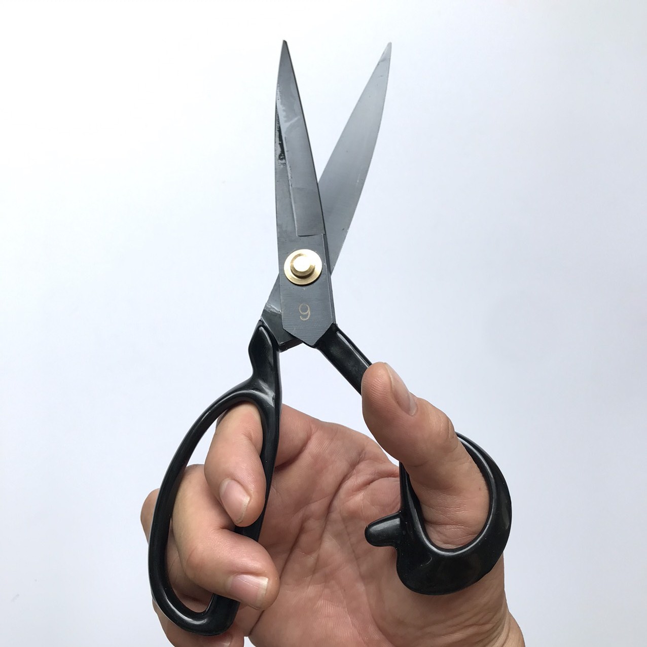 Kéo Cắt May Chuyên Nghiệp Thép Đen 9 10 11 Inch Kéo Thợ May Nội Địa Trung Sắc Bén Chất Lượng Nhập Khẩu