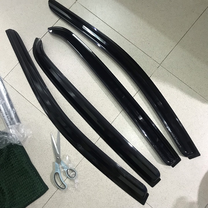 Bộ vè mưa đen xe HUyndai Getz