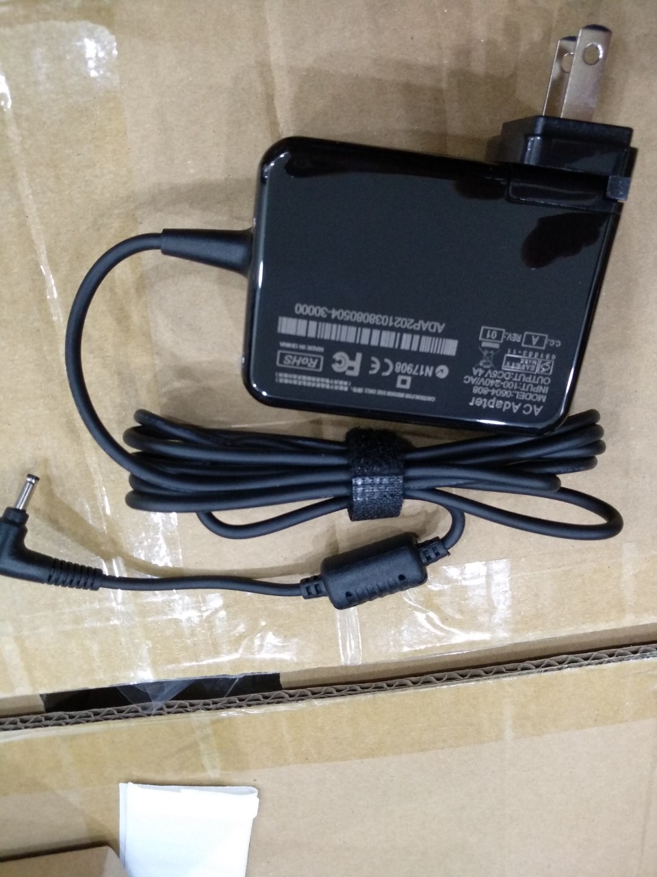 Sạc laptop lenovo ideapad 100s-11iby - adapter zin