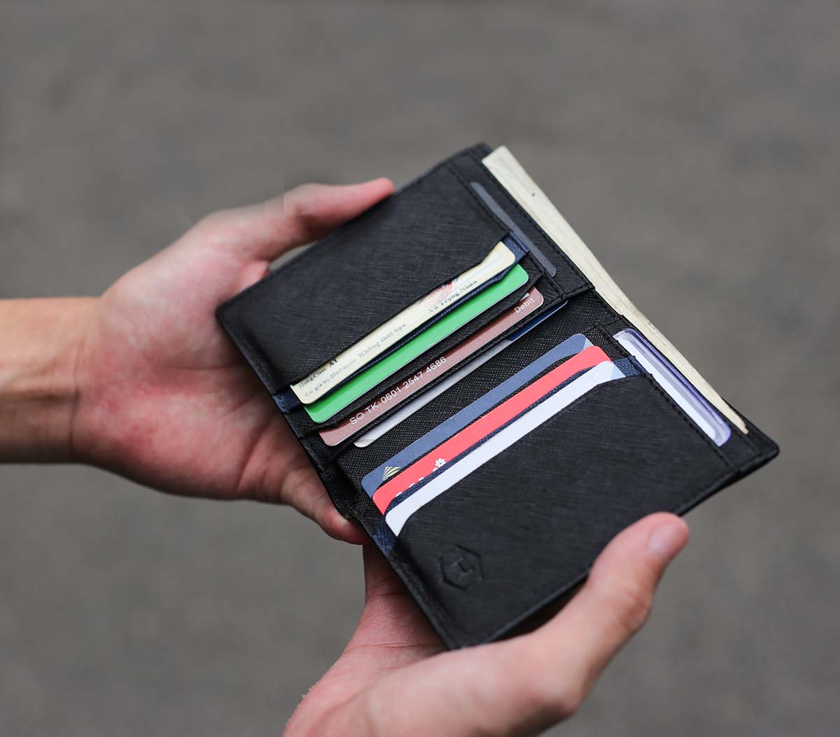 Ví da đứng Gen8 Handcrafted Wallet