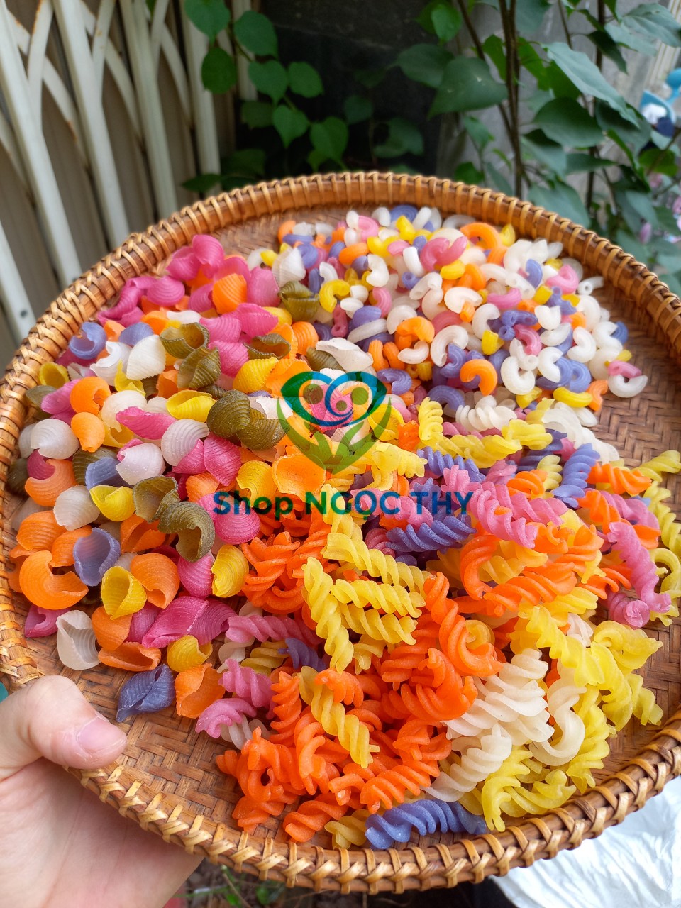 [Mới] Nui XOẮN rau củ ngũ sắc 100% tự nhiên gói 300gr