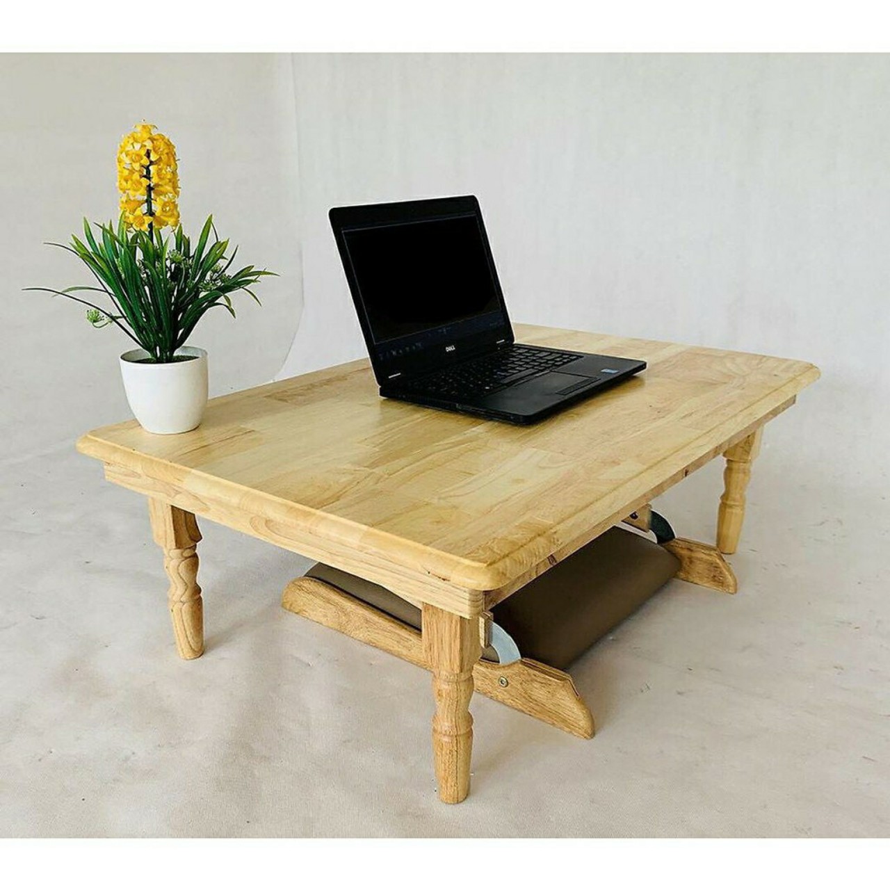 Bàn gỗ xếp gọn chân tiện 50cm x 70cm