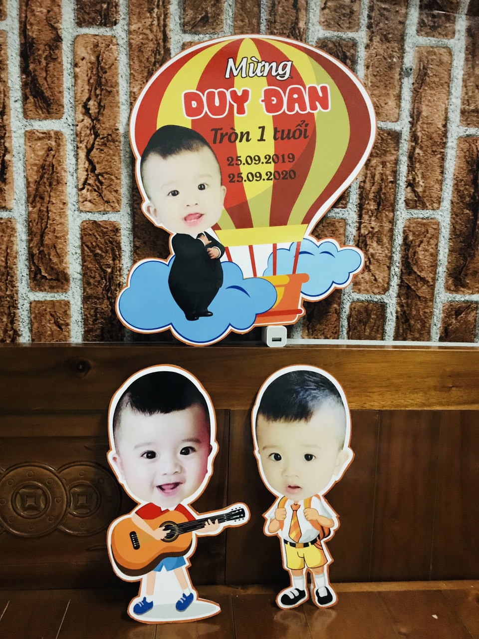 Set bảng tên và chibi sinh nhật bé trai siêu tiết kiệm