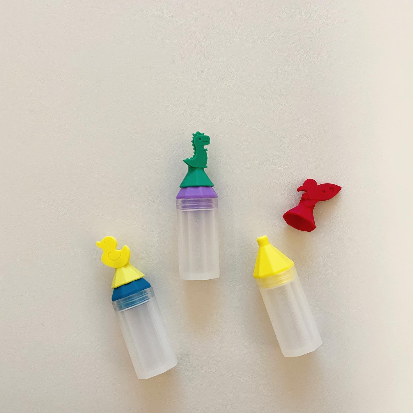 Dụng cụ uống thuốc cho bé silicone 20ml eeeek nội địa hàn quốc