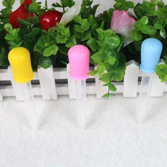 Ống Bón Sữa Cho Bé Lười Bú Bình