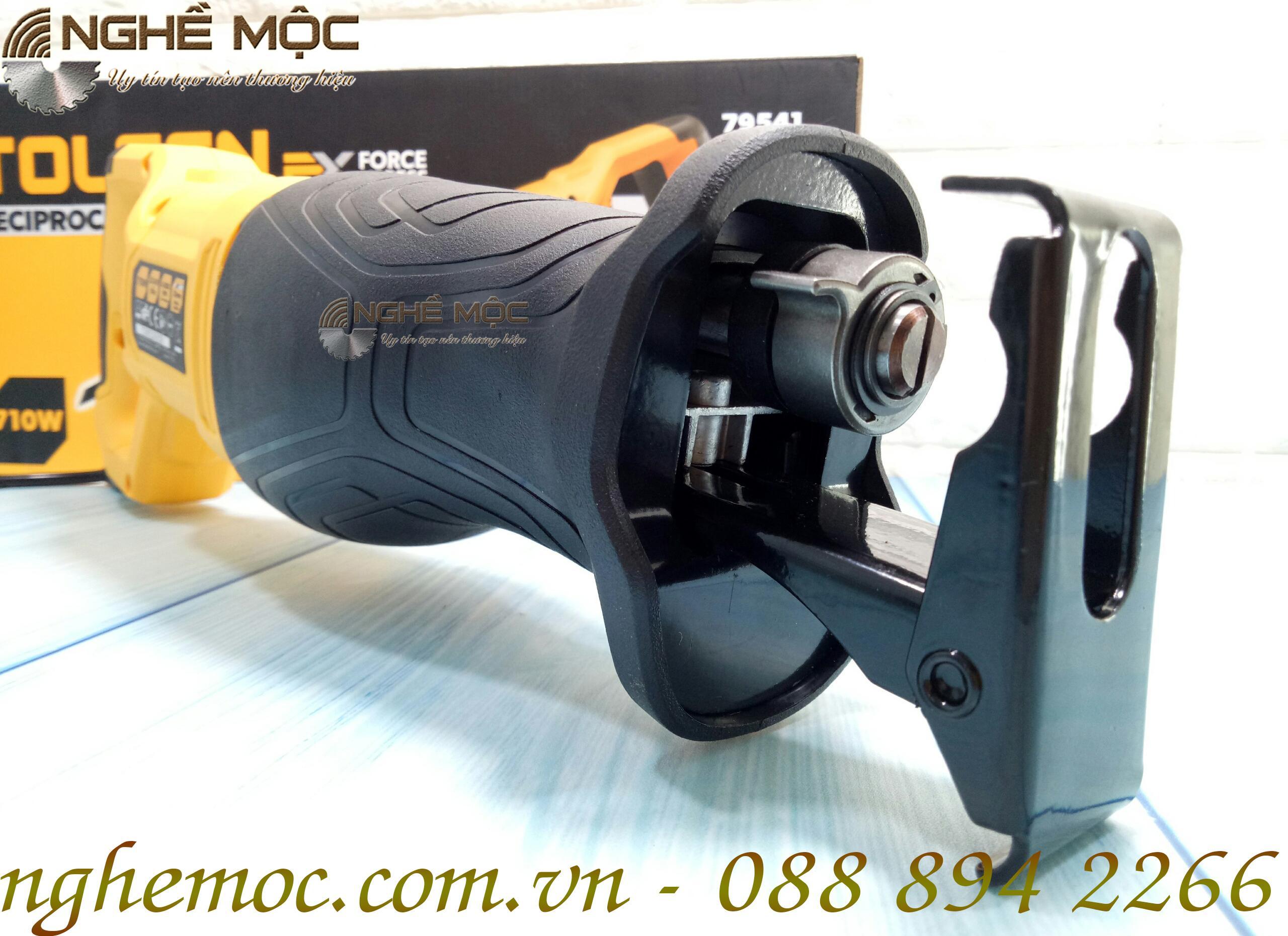 Máy cưa kiếm 710W tolsen 79541