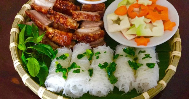 BÁNH HỎI KHÔ BA CÂY TRE