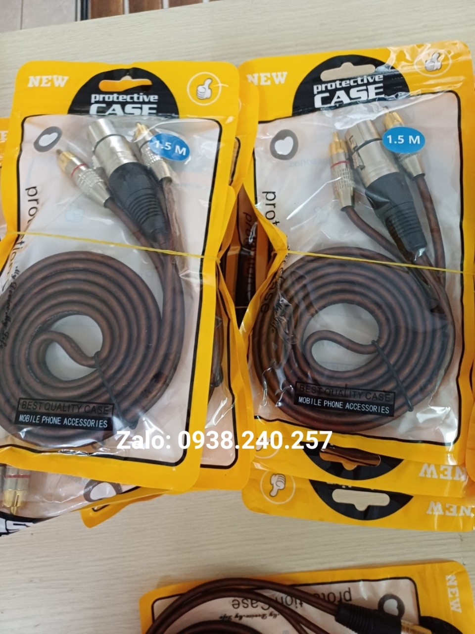 Dây canon cái ra 2 đầu AV ( dành cho từ vang ra sub điện)