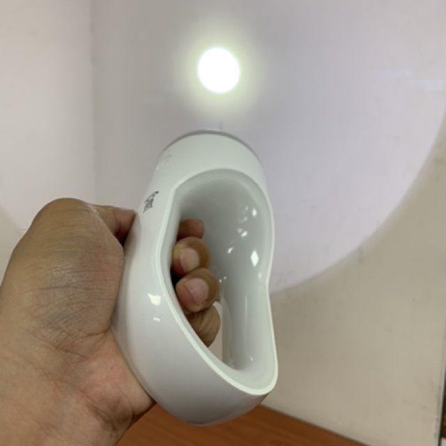 [HCM]Đèn pin sạc Led Comet CRT455