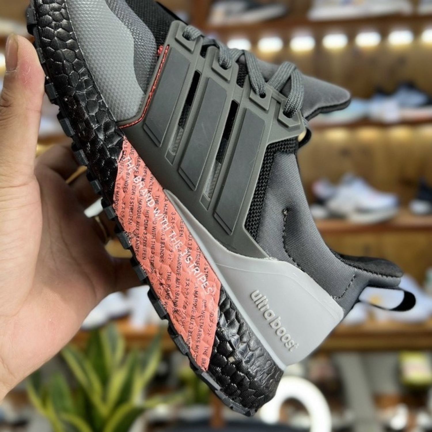 Giày thể thao sneaker EQ 21 đen trắng mới