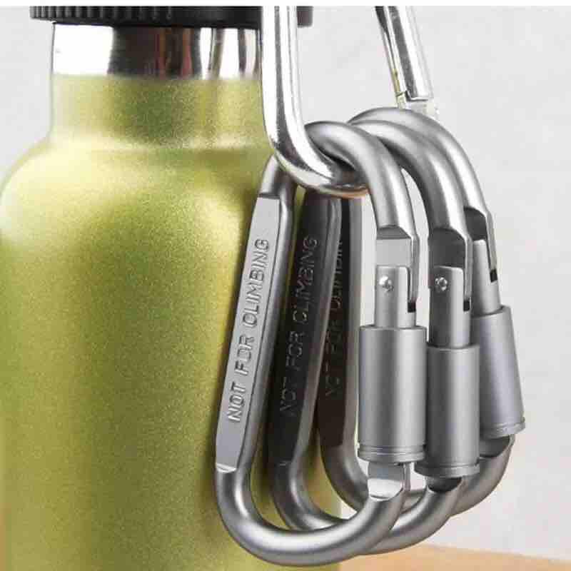 [HCM]Móc khóa hợp kim chữ D