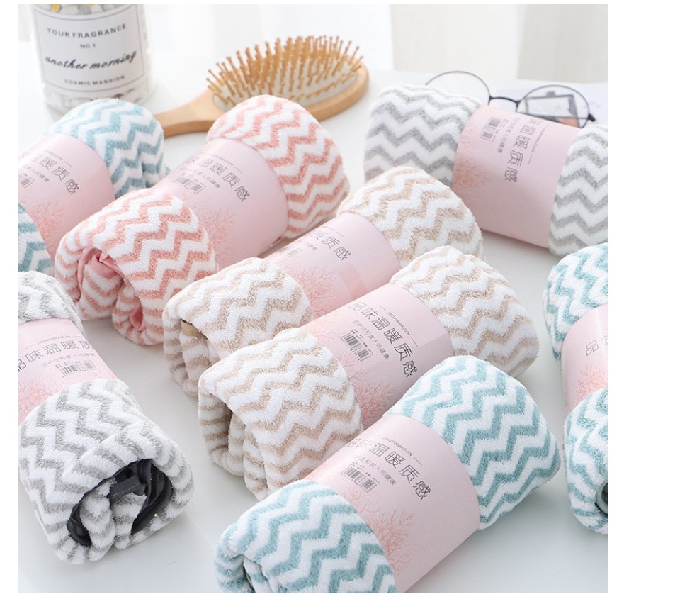 Khăn Mặt Lông Cừu Siêu Mịn Kích Thước 30x50cm (Giao màu ngẫu nhiên)