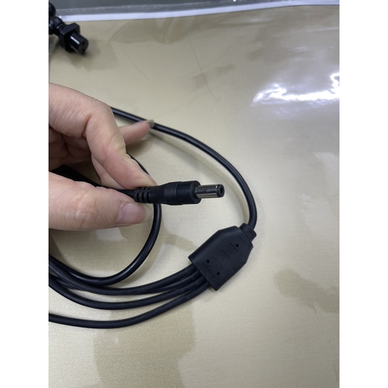 Dây cắm trục của máy uốn tóc kỹ thuật số