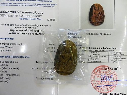 Mặt phật bản mệnh bất động minh vương đá thạch anh mắt hổ nâu dài 4,4 x3,2 cm số 191896