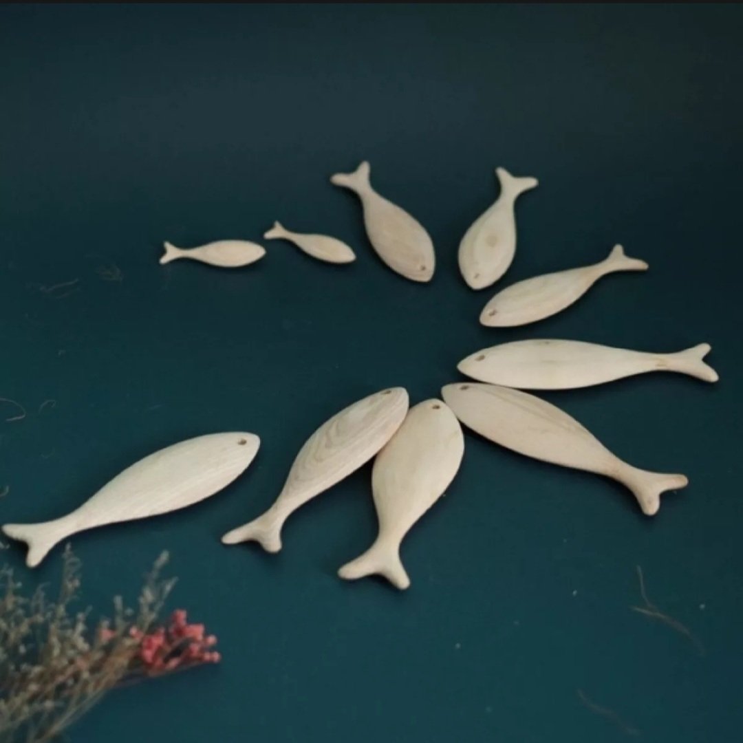 Cá gỗ trang trí handmade (Wooden fish for decoration)