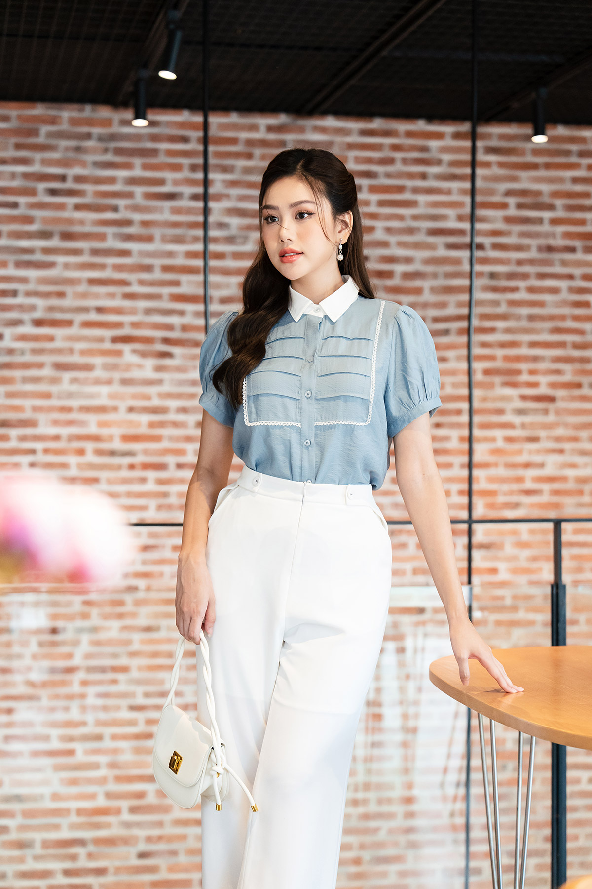 Áo sơ mi nữ phối cổ LAMER L61H23H025