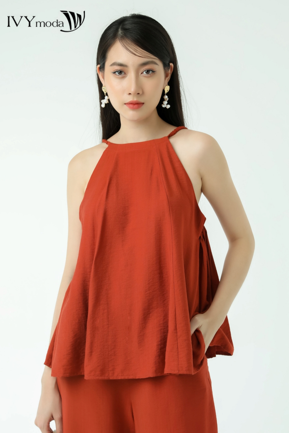 Áo cổ yếm (kèm quần) IVY moda MS 12B9326
