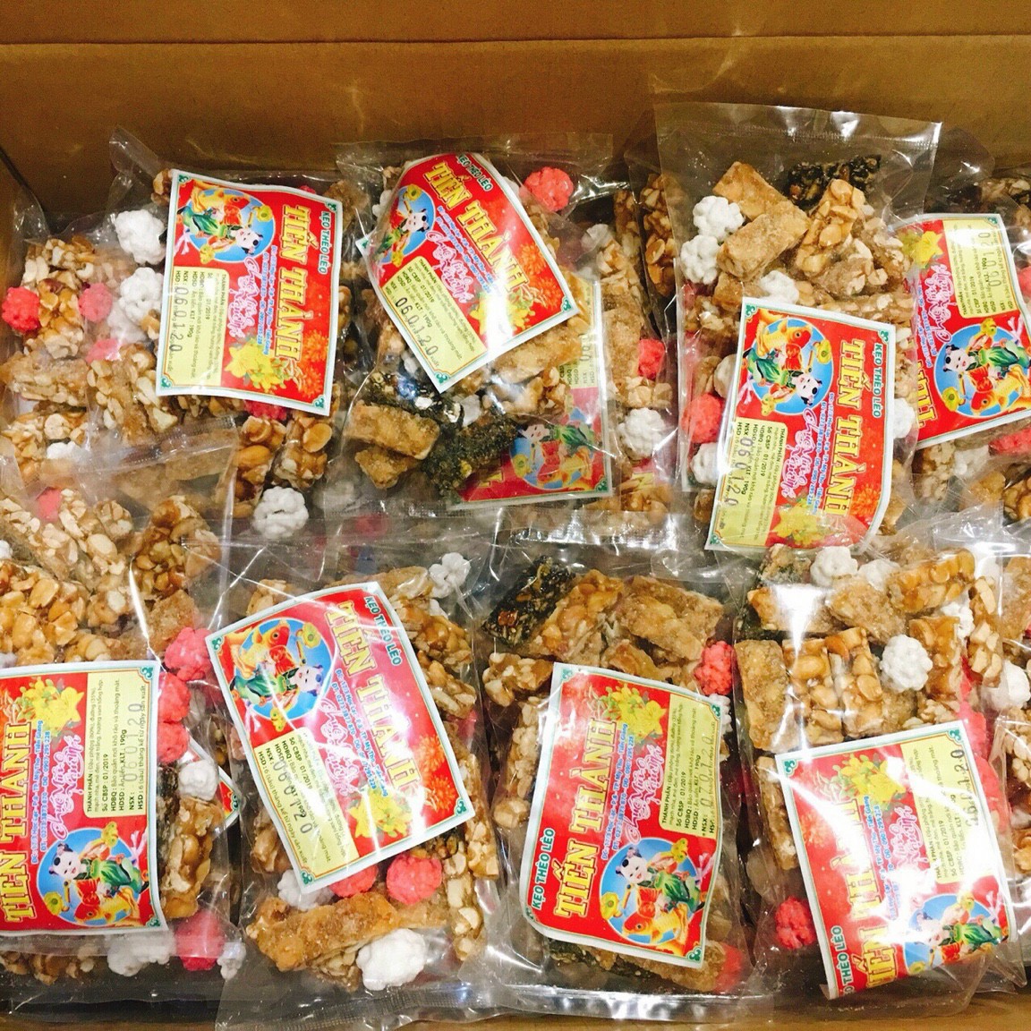 Kẹo Thèo lèo thập cẩm túi 190g