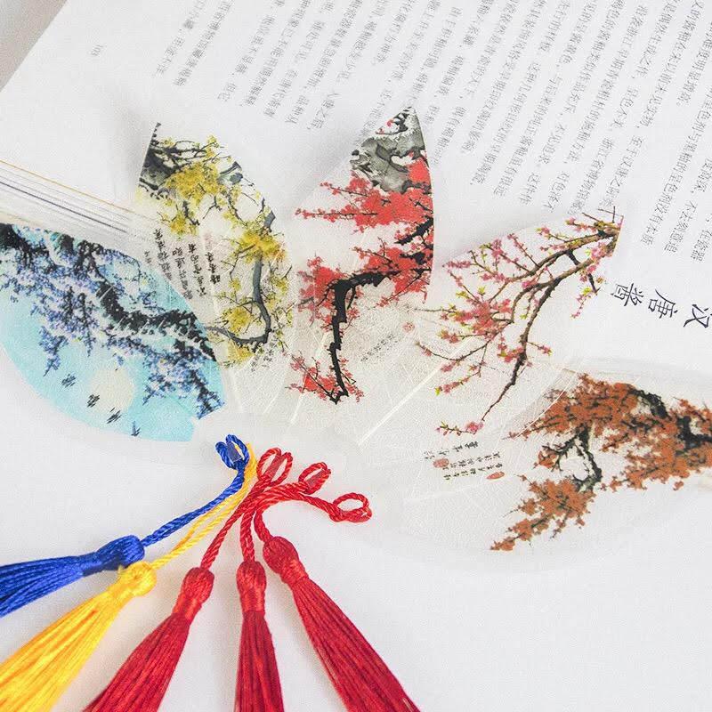 Ngân lá bookmark chặn sách cổ trang