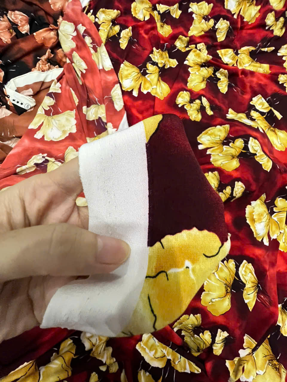 VẢI THUN TƠ HOA (MÃ VTH11)-GIÁ 1 MÉT TỚI.