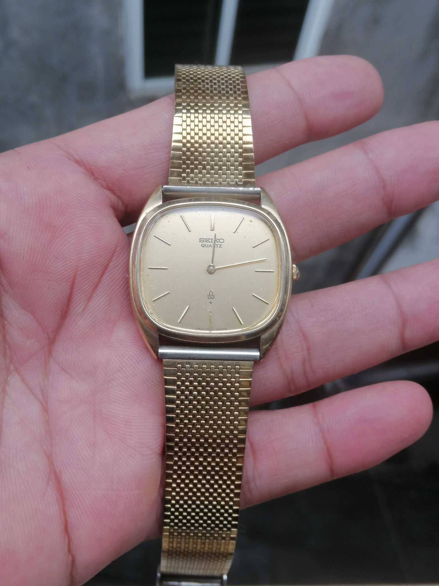 Đồng hồ nam hiệu SEIKO của Nhật