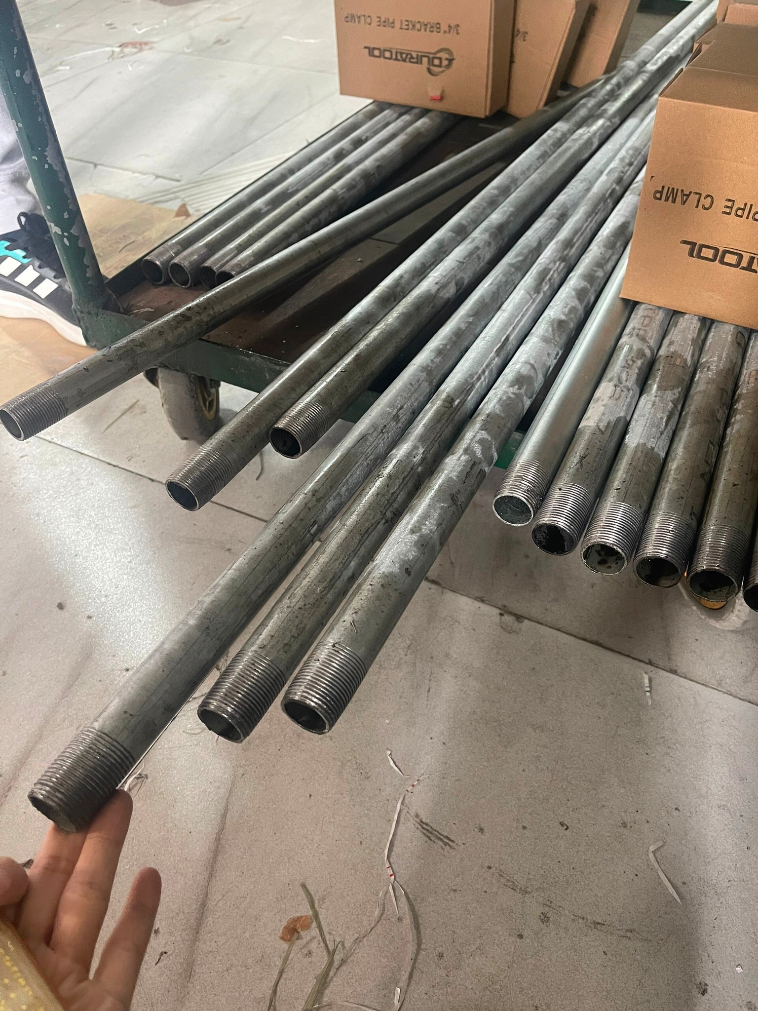 Ống nước tiện ren phi 27 dài 1m