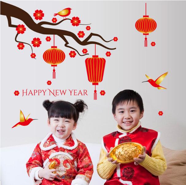 Decal trang trí tết - cành mai đỏ cùng chim và lồng đèn đỏ