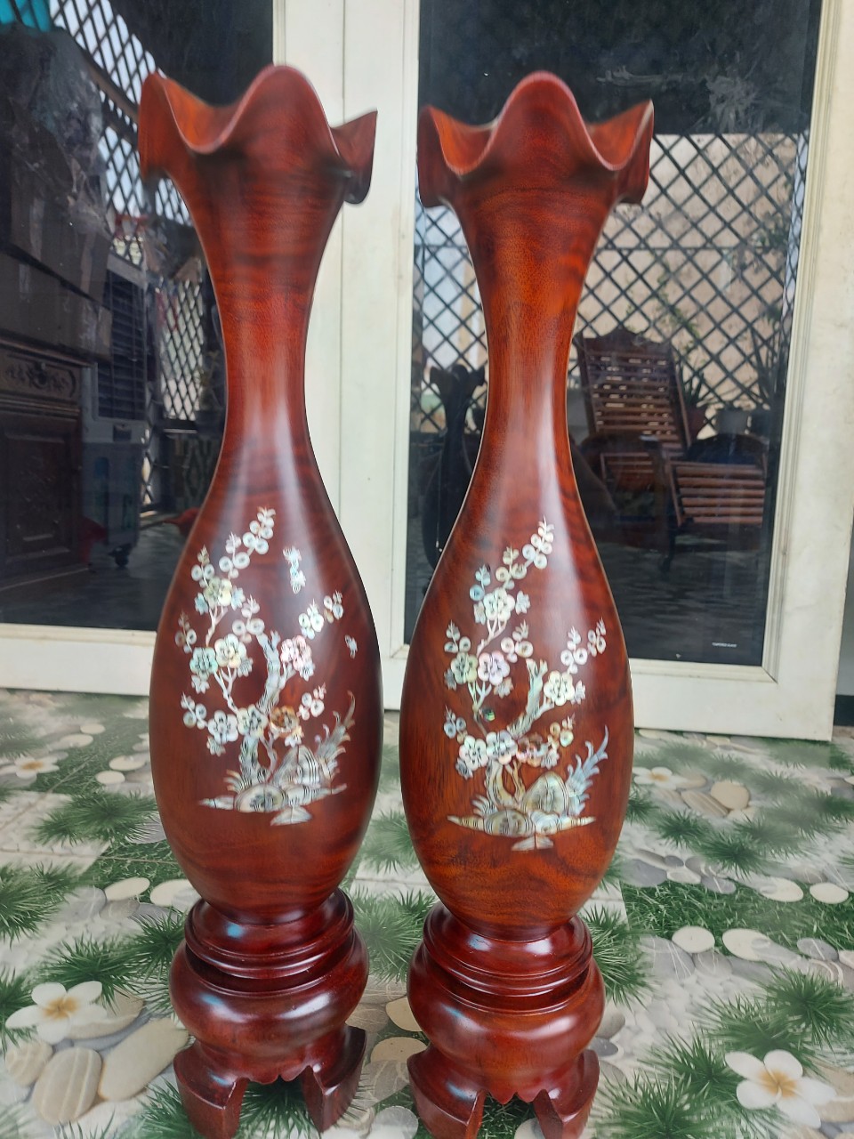 Cặp lục bình gỗ lim cẩn ốc cao 60 cm-Tỳ bà gỗ lim phong thuỷ
