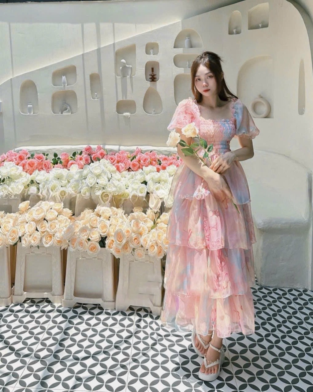 Đầm maxi voan hoa có lót và sẵn bra ngực tripble t dress xếp tầng - free size dưới 54kg